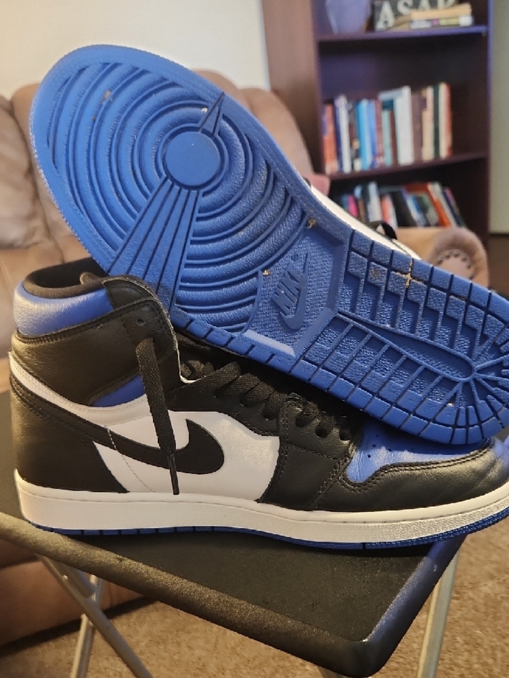 Jordan 1 High OG  Sz 12 Mens Sneakers Black White Blue - Picture 5 of 9